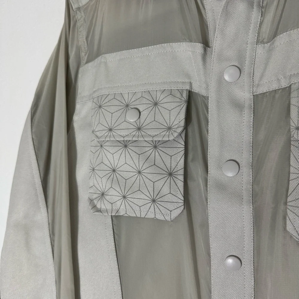 Epcot NWT sheer Spaceship Earth jacket size S - Picture 7 of 16